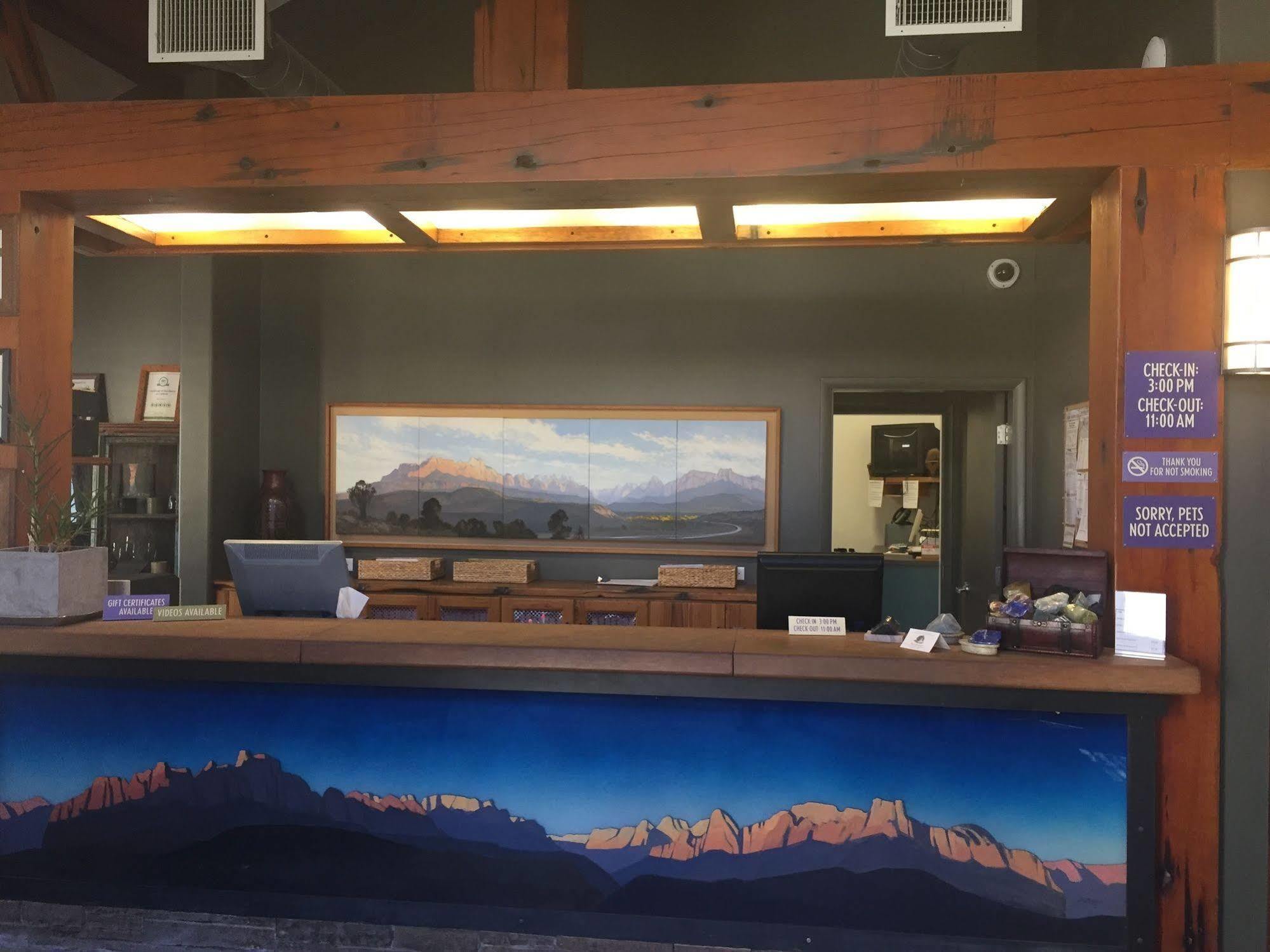 Desert Pearl Inn Springdale Extérieur photo